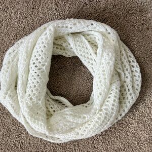 The Children's Place White Crochet Infinity Scarf